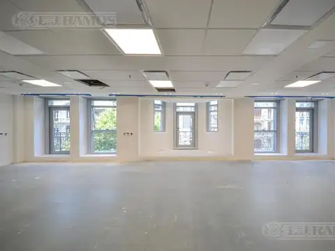 Edificio en alquiler