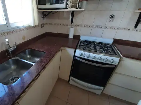 Depto Tipo Casa en Venta en Santos Lugares, USD 180.000