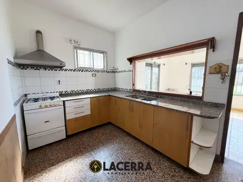 Casa en Venta en Villa Adelina, USD 188.000