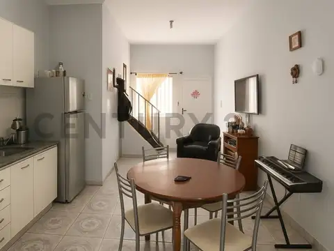 Pasaje Tantingasta 500, Piso 0