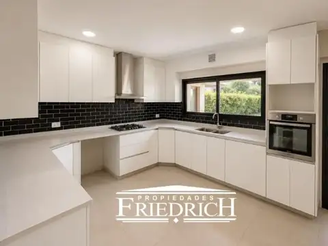 Casa en Venta de 3 dormitorios