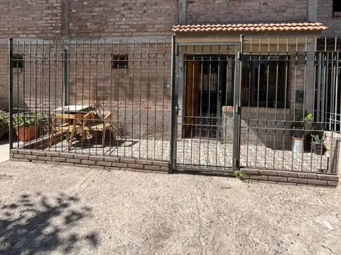 Oficina 4 ambientes con 2 baños