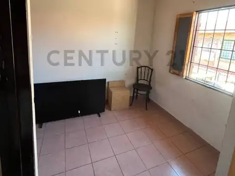 Cadetes Chilenos 1000, Piso 0