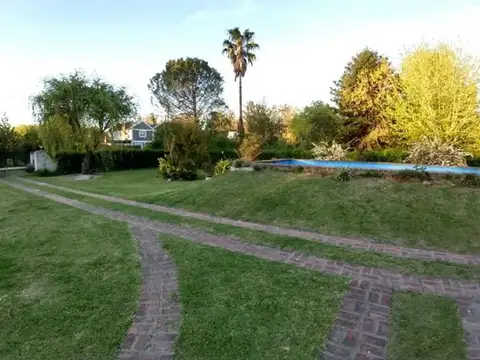 Quinta en Venta en Vicente Melazzi, USD 230.000