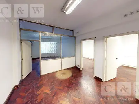 Oficina en Venta 63 años