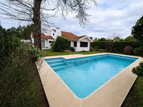 Casa Chalet  en Alquiler en Campo Chico, Pilar, G.B.A. Zona Norte