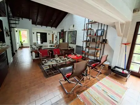 Casa en Alquiler en Campo Chico, USD 950