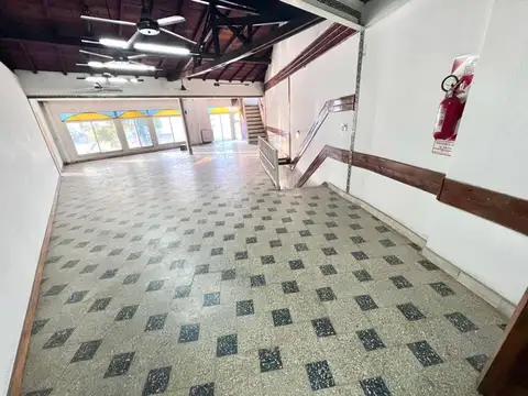 Local en Venta en Castelar Sur, USD 200.000