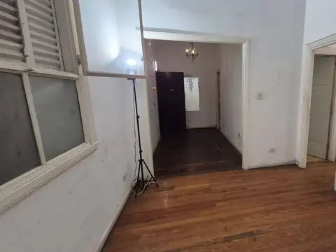 Depto Tipo Casa en Venta 60 años