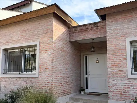 Casa en Venta en una planta Bella Vista