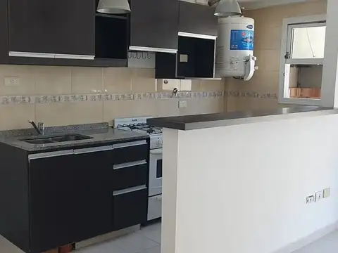 VENTA DEPTO 2 AMB CONTRAFRENTE CASEROS