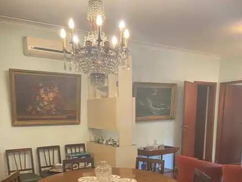 Avenida Caseros 1400