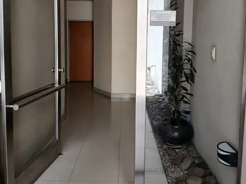 mono ambiente en alquiler- caseros centro