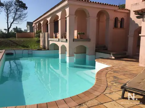 Casa en Alquiler Temporal de 4 dormitorios