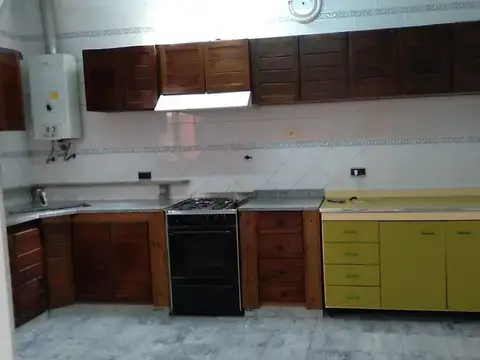 Depto Tipo Casa en Venta en Liniers, USD 110.000
