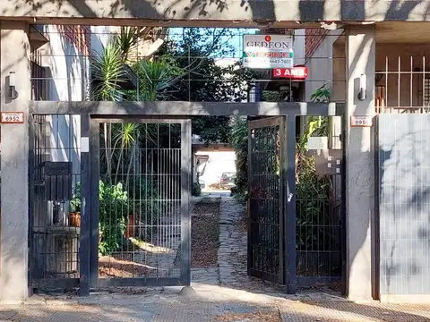 Bat Peribebuy 6900, Piso PB