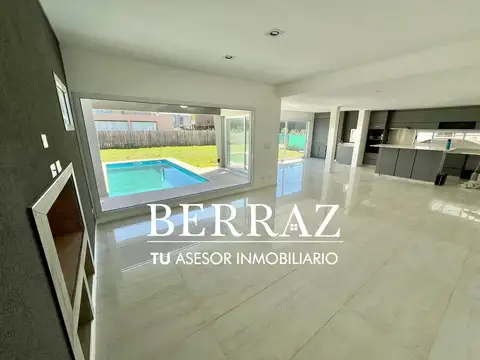 Casa 5 ambientes con 2 baños