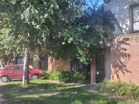 Casa en Venta en La Plata [Cod: ]