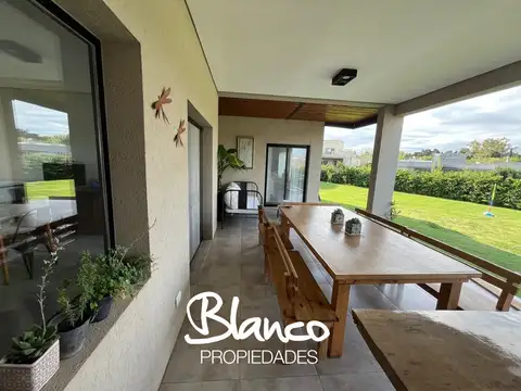 Casa en Alquiler Temporal en San Matias, USD 4.400