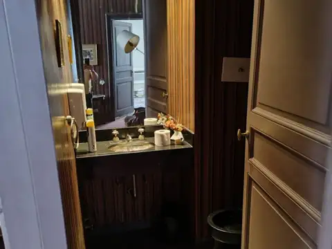 Departamento 7 ambientes con 3 baños