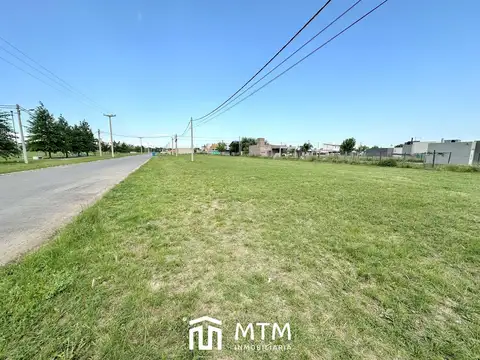 Terreno en Venta 30  mts Fondo