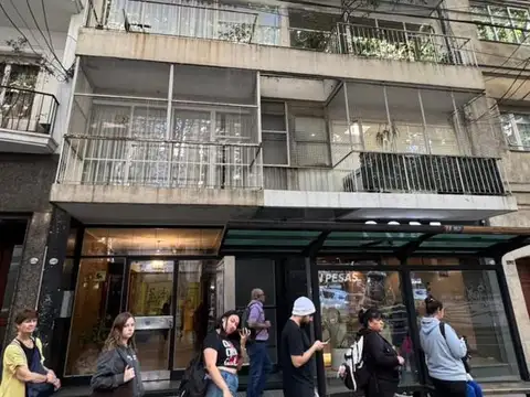 Av. Santa Fe al 3300