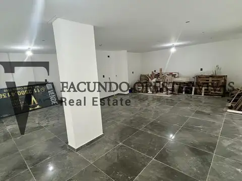 Local en Alquiler en Mataderos, $ 3.900.000