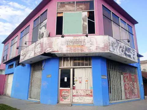 Local en Venta 40 años