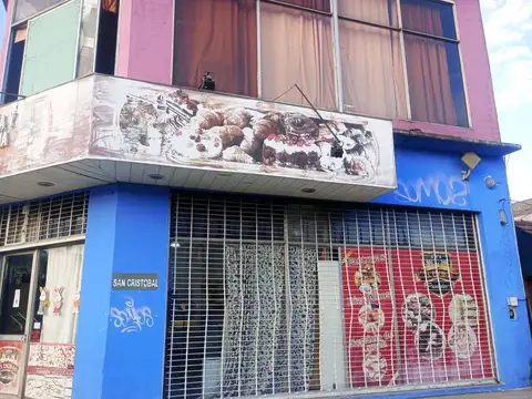 Local en Venta 40 años