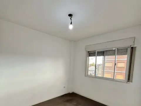 DEPARTAMENTO 2 AMBIENTES CON BALCON