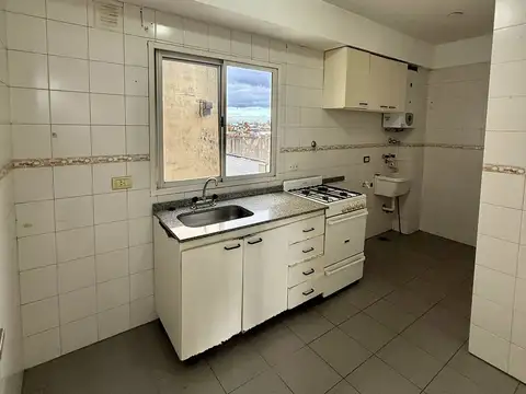 Departamento en Alquiler en Villa Dominico, $ 700.000
