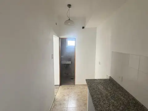 Casa 2 ambientes con 1 baño