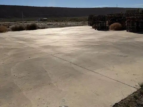 ALQUILER de Galpòn en Añelo