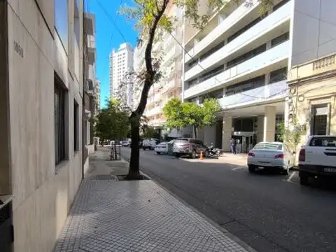 Tucuman 1000 , Piso 5