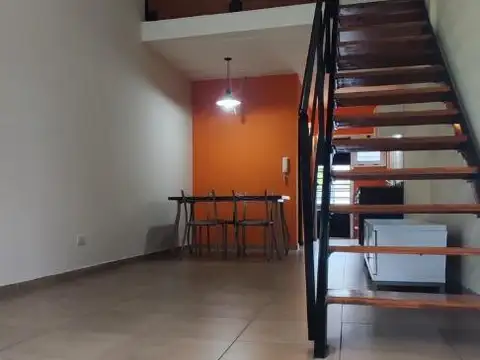 Alvear 1077 , Piso 1
