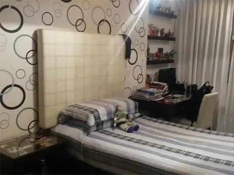 Departamento 4 ambientes con 2 baños