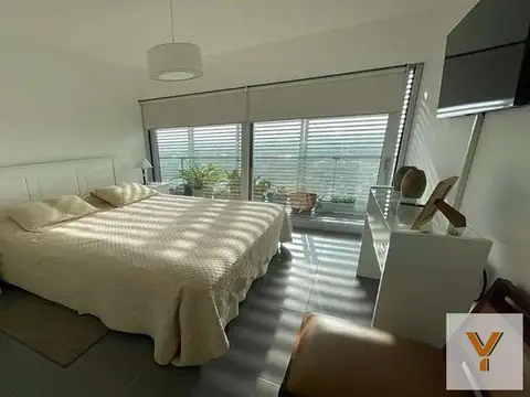Leandro N. Alem 4300  e/ Larrea y Vieytes