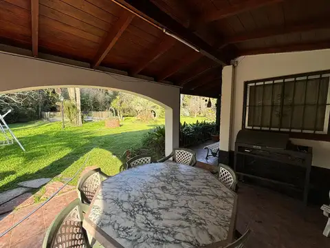 Quinta en Venta con 2 cocheras