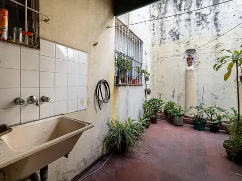 Depto Tipo Casa en Venta 51 años