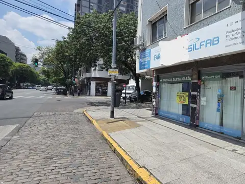 Local en Alquiler 40 años