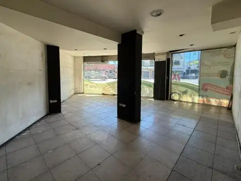 Local en Alquiler 40 años