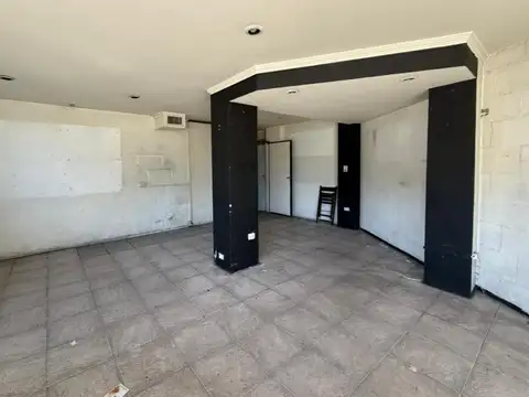 Rivadavia esq Escalada