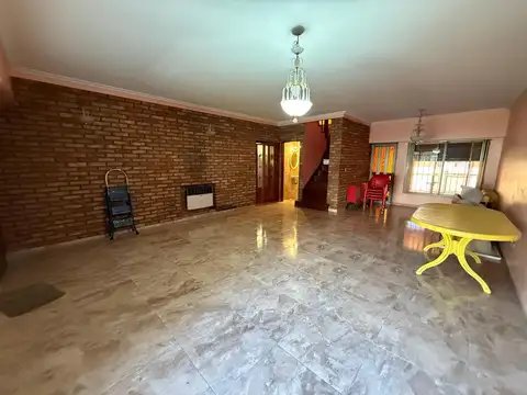 Casa en Venta en Lomas De Zamora, USD 187.000