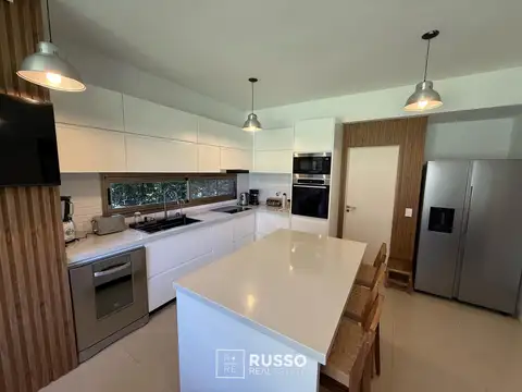 VENTA CASA 4 DORM – SAN ISIDRO LABRADOR VILLANUEVA
