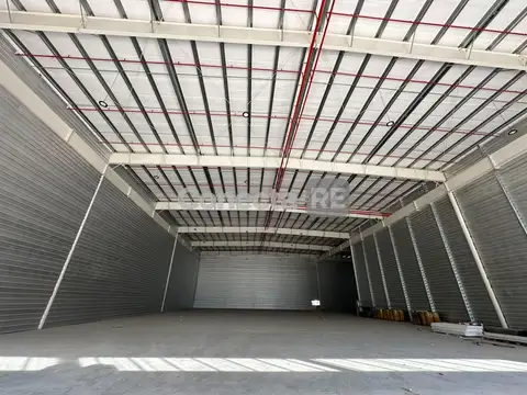 Depósito 450 m² en Alquiler Dentro del Centro Industrial DT4 - Don Torcuato