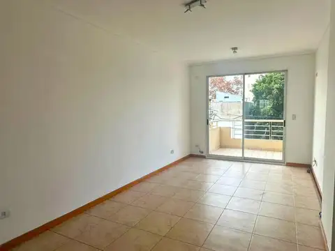 Aquiler 2 amb 54m2 con balcon - Villa Pueyrredon