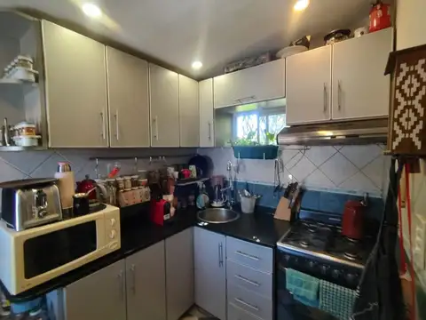 Depto Tipo Casa 7 ambientes con 2 baños