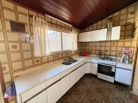 Casa en Venta en Moron, USD 110.000