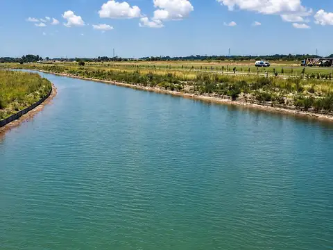 Terreno en Venta 34  mts Fondo