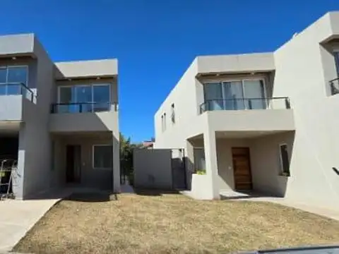 VENDO DUPLEX EN HOUSING - 3 DORMITORIOS - VILLA BELGRANO, CORDOBA